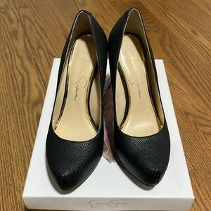 Jessica simpson Parisah Platform pumps